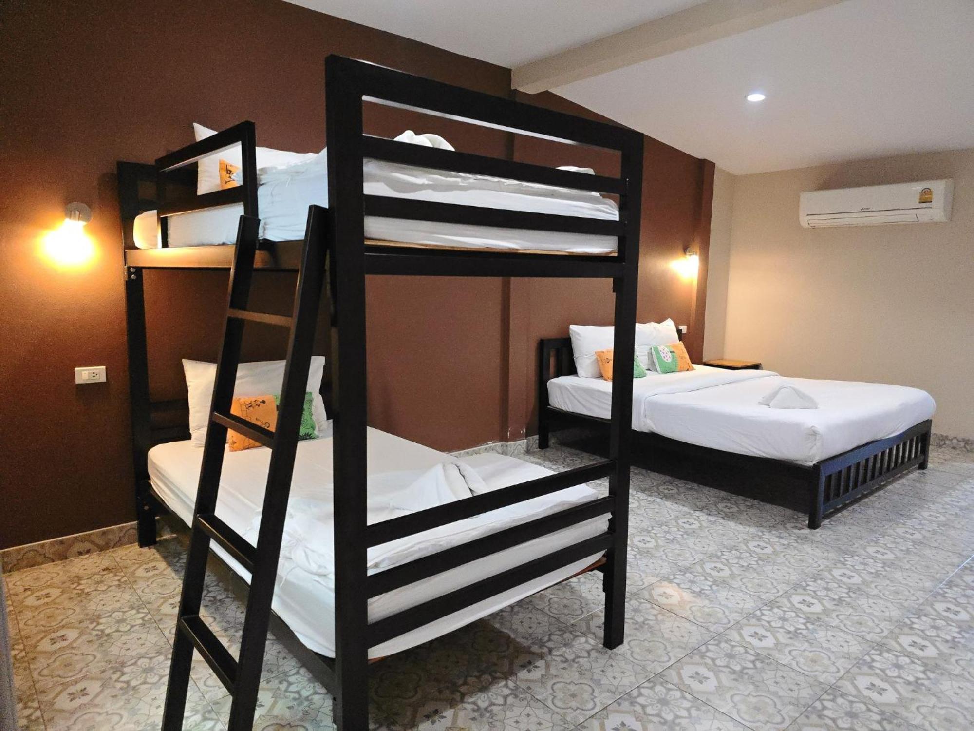 Warmwell Hostel Ban Chuk Kum Экстерьер фото